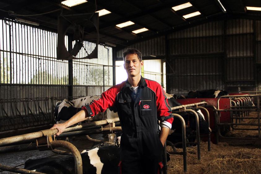 
								Luminosité. Dans cette stabulation fermée, le praticien a diagnostiqué un défaut de luminosité et de renouvellement de l’air.
									© J. P.